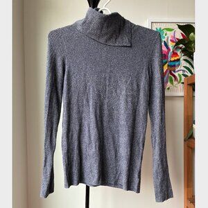 Theory Navy and White Leendelly B Button Volt Ribbed Turtleneck Sweater - Size M